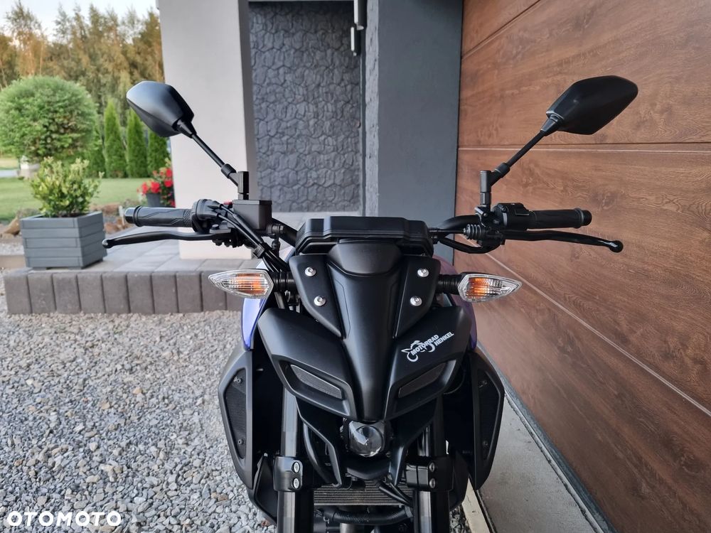 Yamaha MT - 11