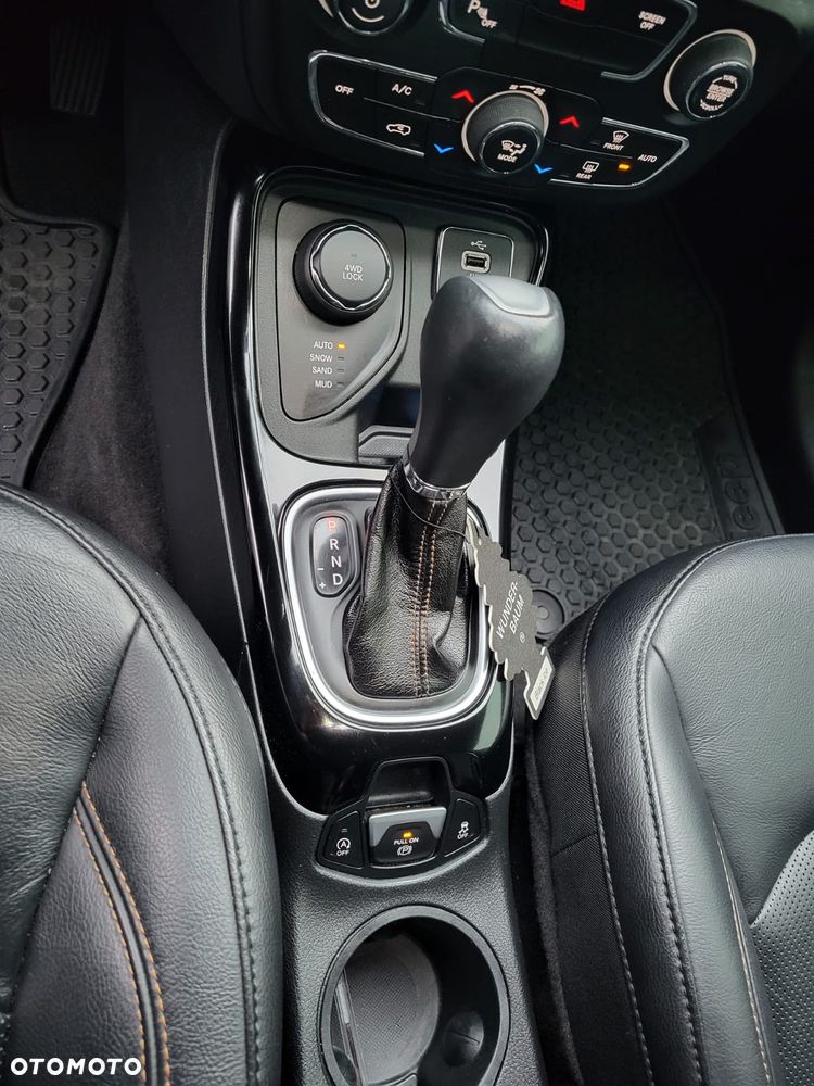 Jeep Compass 2.4I 4x4 CVT Limited - 21