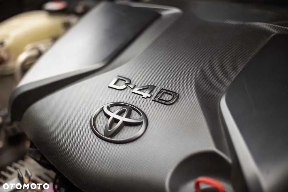 Toyota Avensis 2.0 D-4D Selection - 37