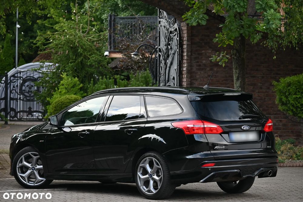 Ford Focus 1.5 EcoBoost Start-Stopp-System ST-LINE - 19