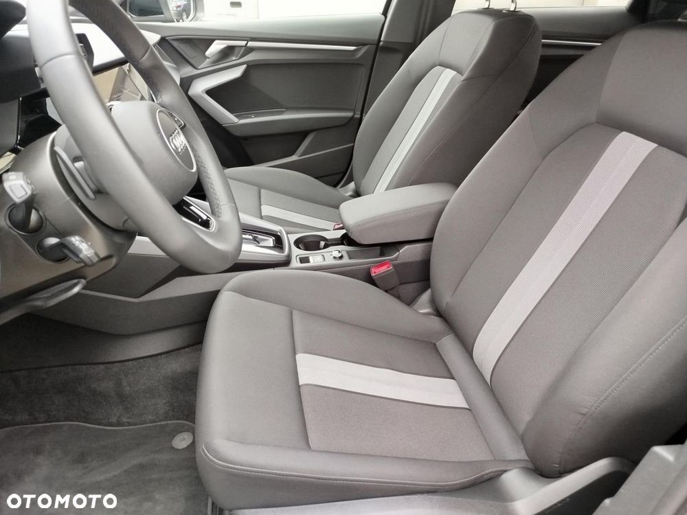 Audi A3 Limousine 35 TFSI mHEV Advanced S tronic - 7