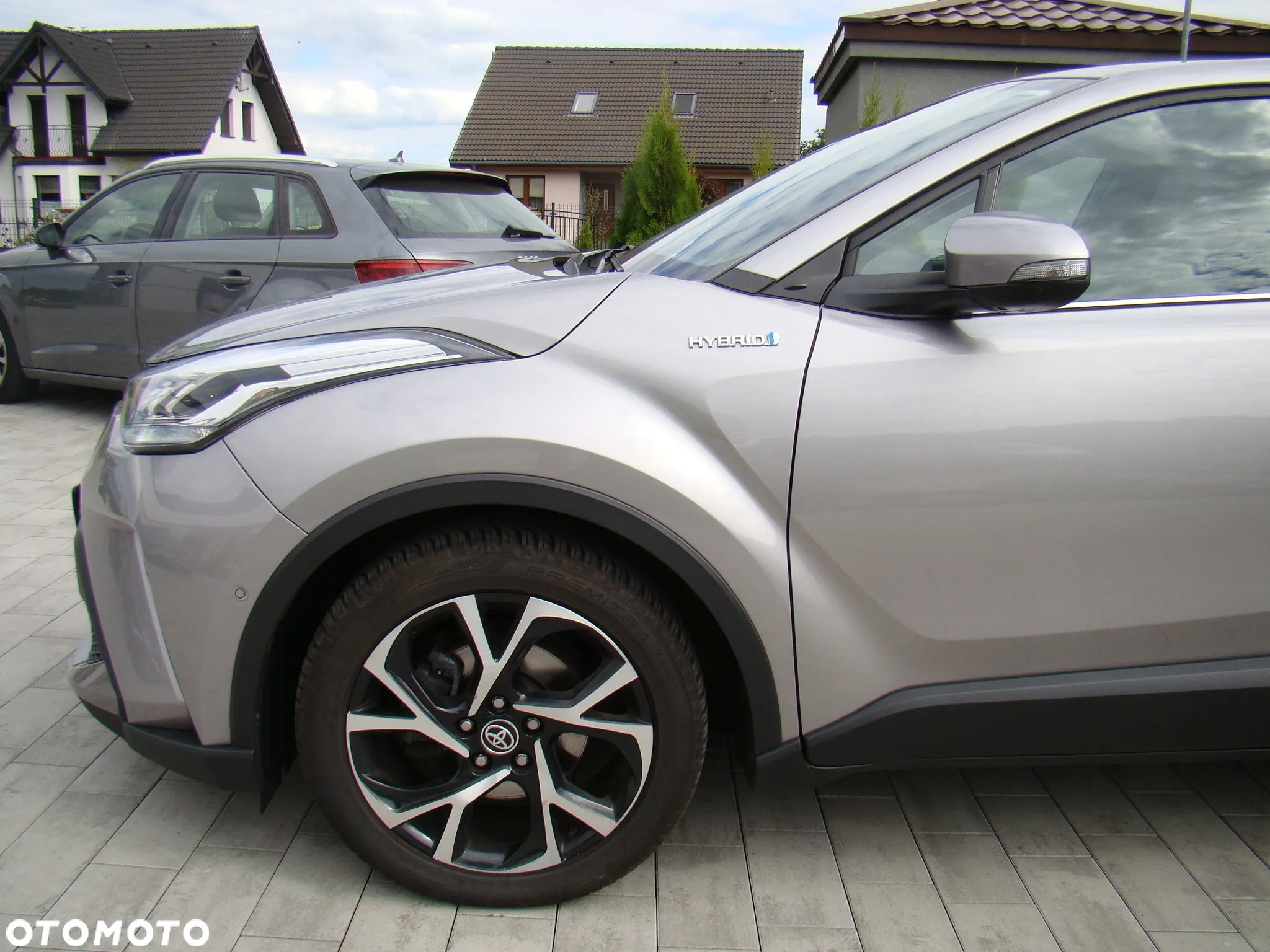 Toyota C-HR 1.8 Hybrid Team Deutschland - 6