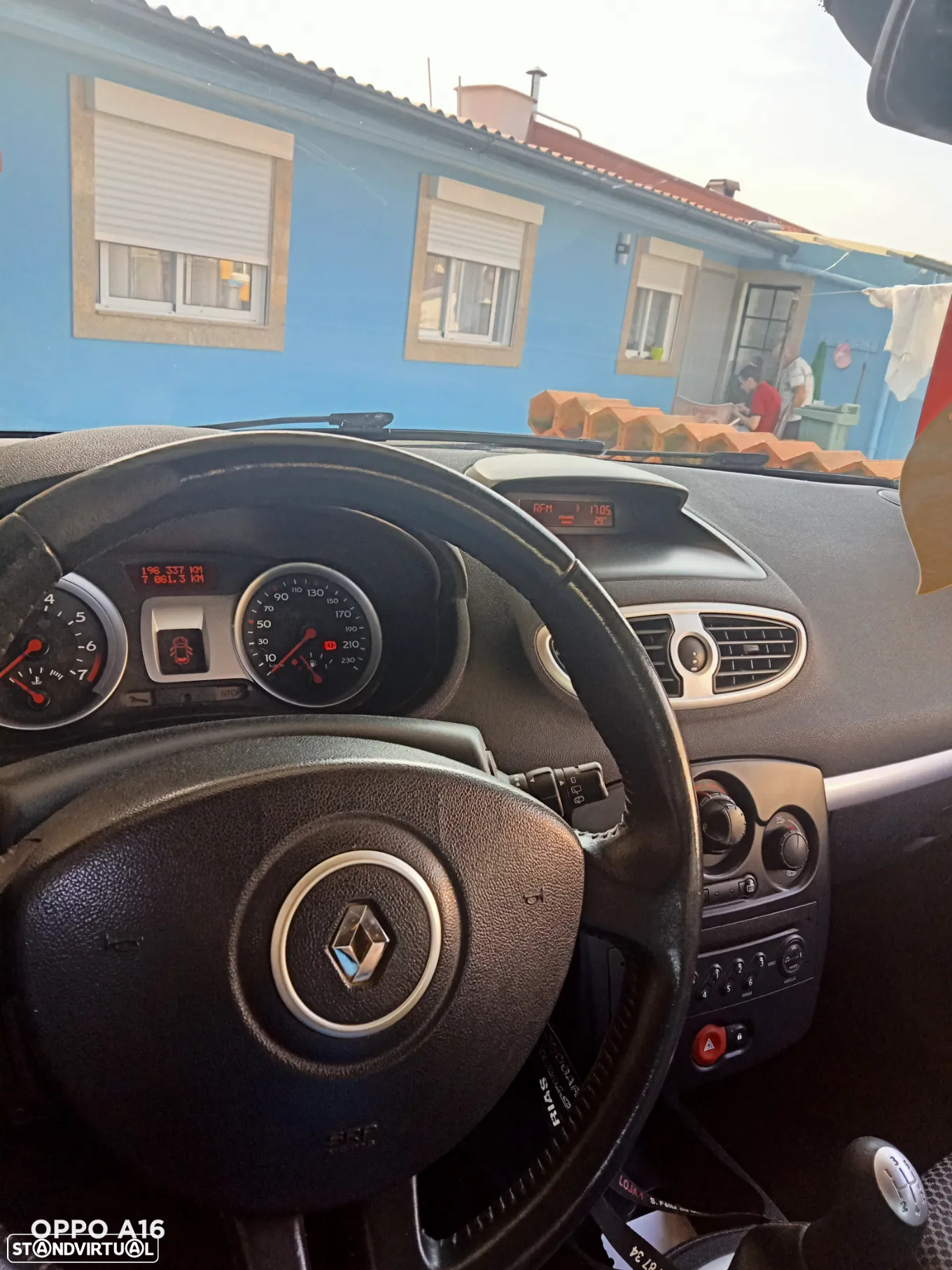 Renault Clio 1.2 16V Confort Dynamique - 5
