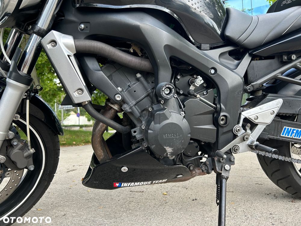 Yamaha FZ6 - 7