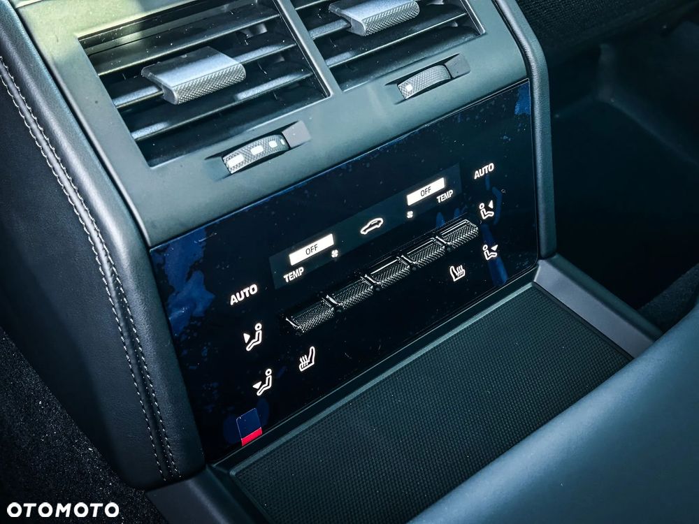 Porsche Panamera 4S E-Hybrid PHEV - 27