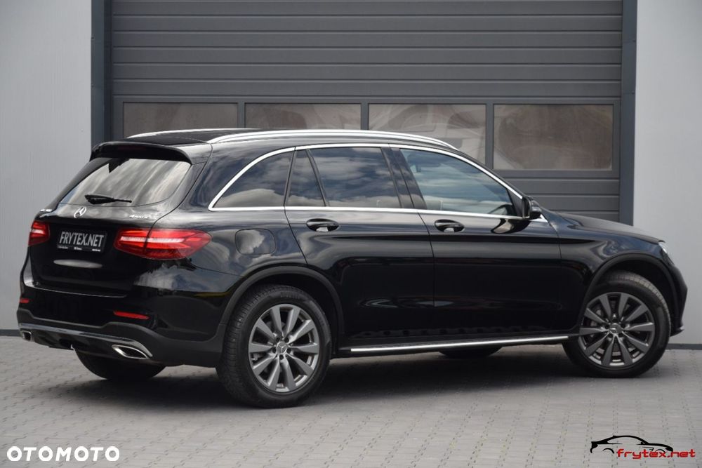 Mercedes-Benz GLC - 12