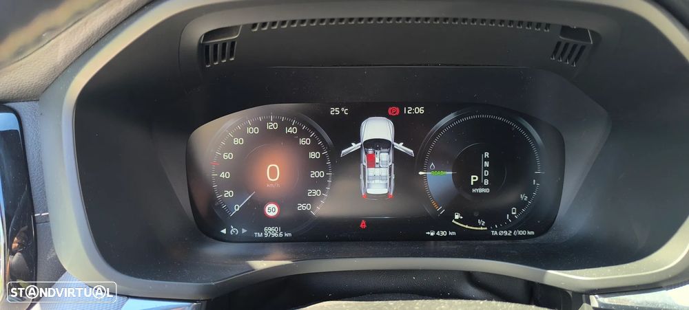 Volvo XC 60 2.0 T8 PHEV R-Design AWD - 15
