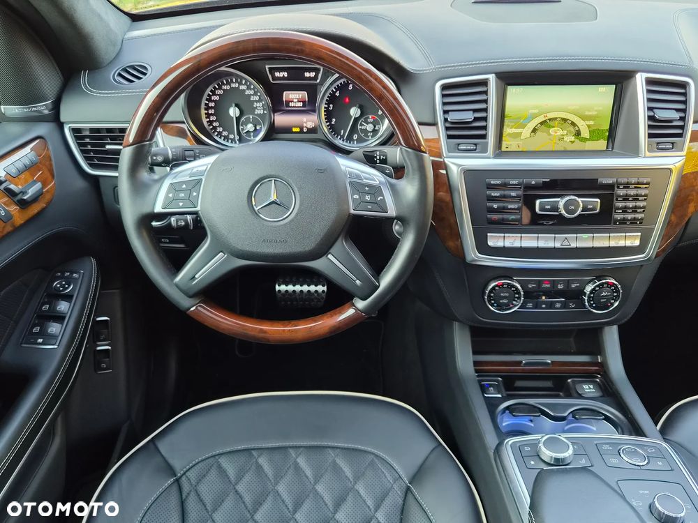 Mercedes-Benz GL - 6
