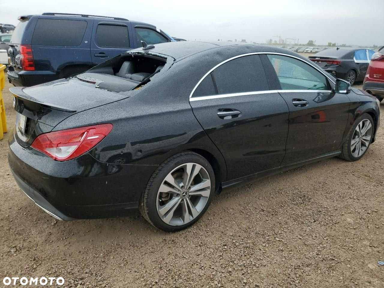 Mercedes-Benz CLA - 4
