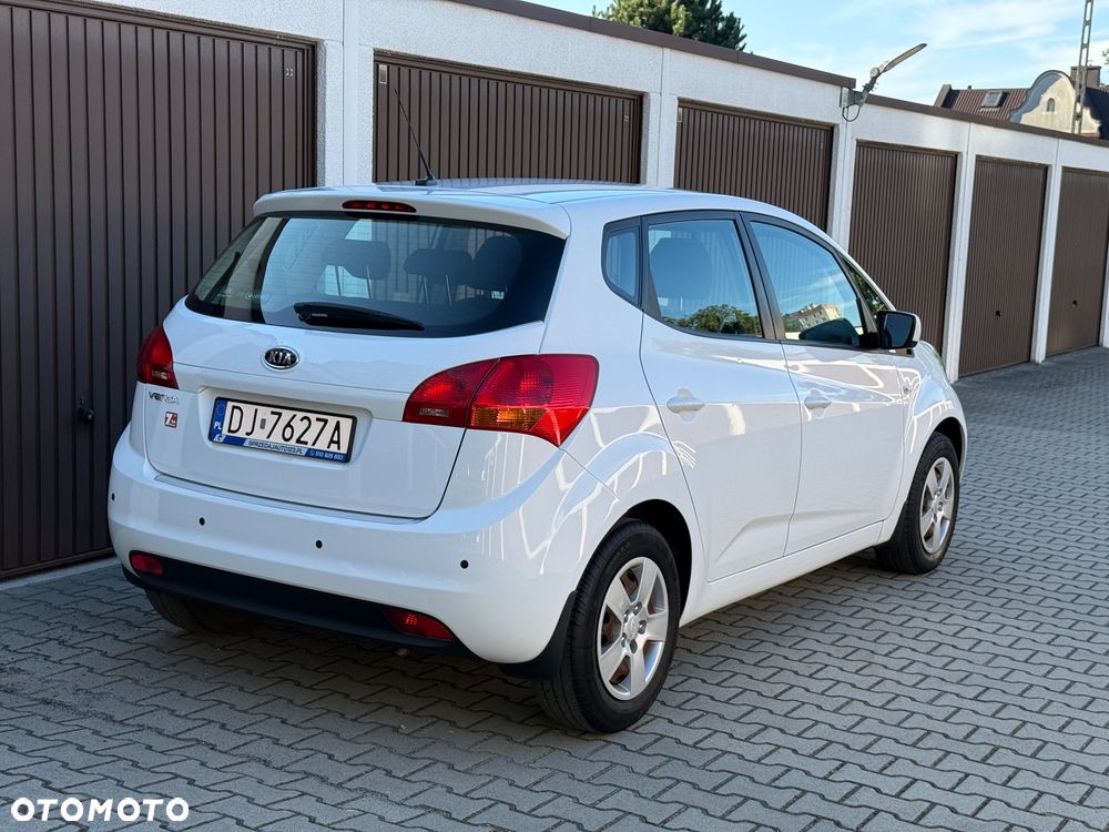Kia Venga 1.6 M - 17