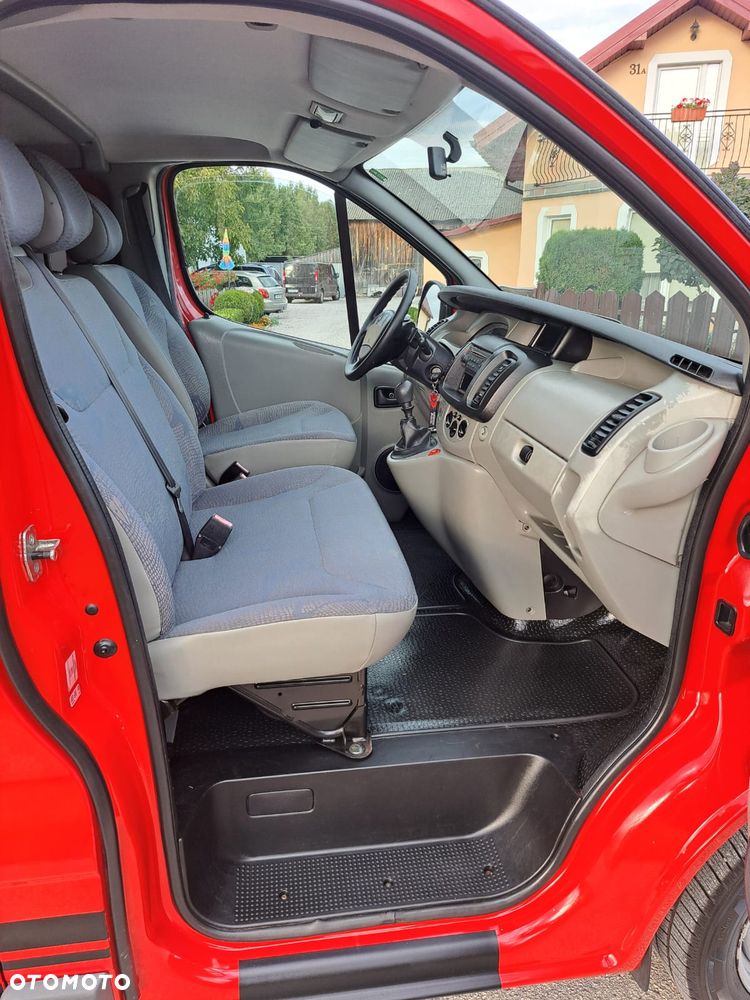 Renault Trafic - 18