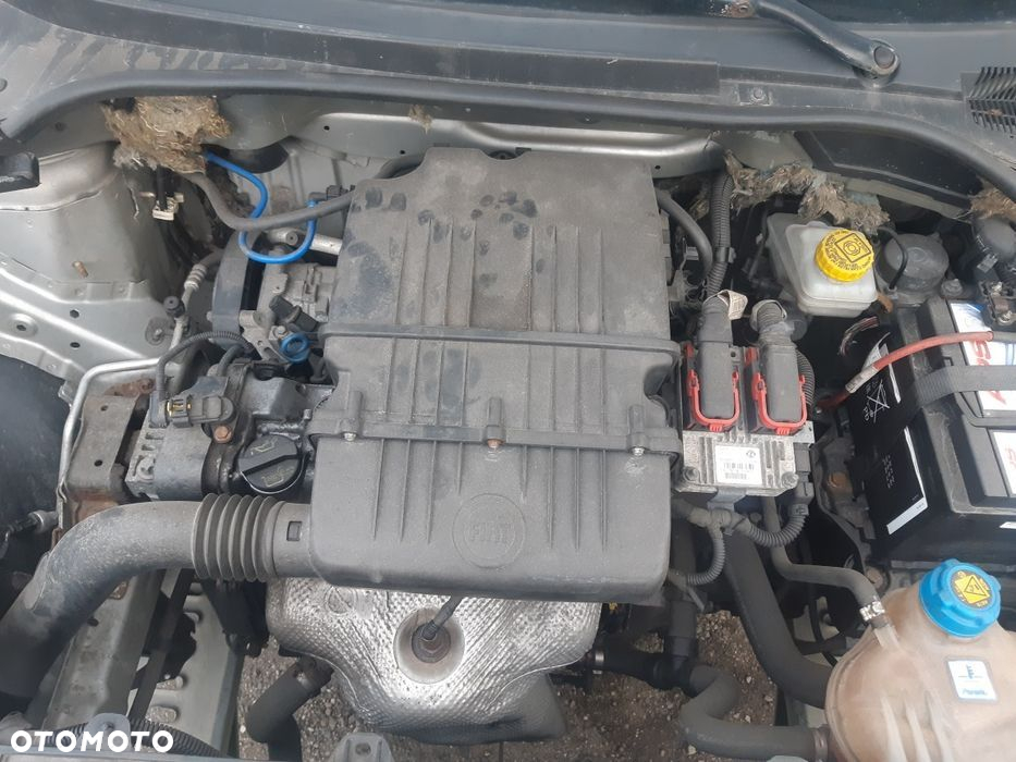 Na części Fiat Grande Punto 589A Silnik Skrzynia Maska Zderzak Drzwi Klapa Szyba - 4