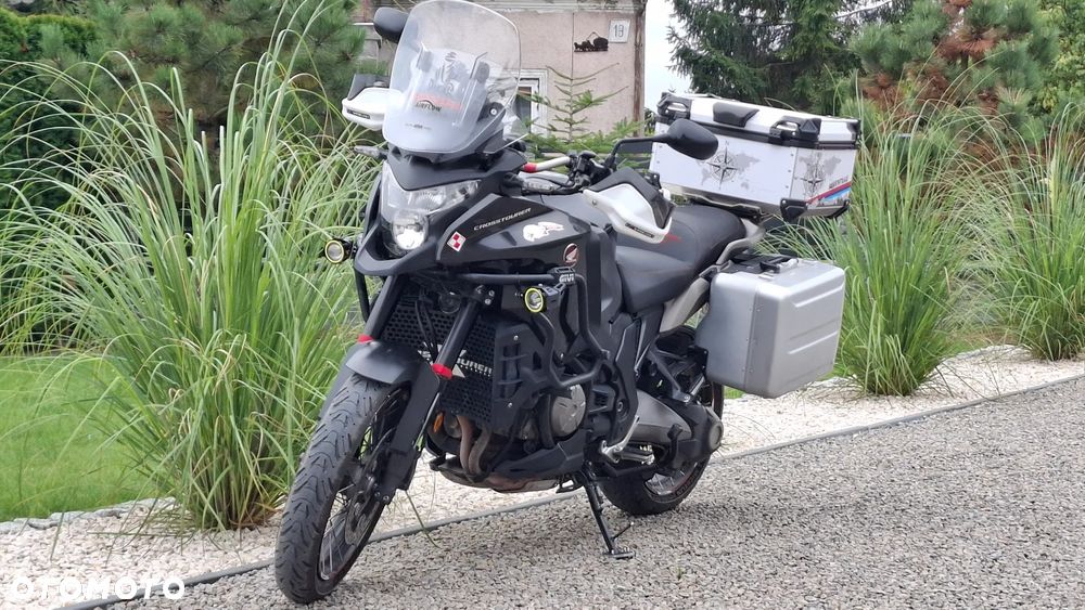 Honda VFR - 7