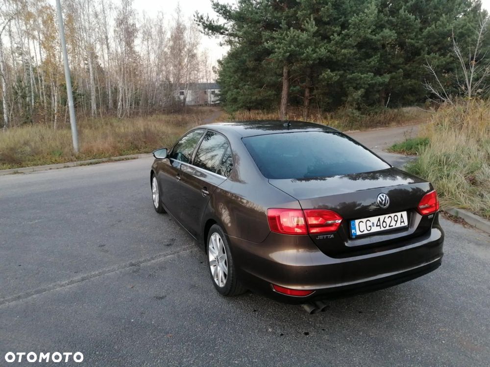 Volkswagen Jetta 1.4 TSI Highline - 4