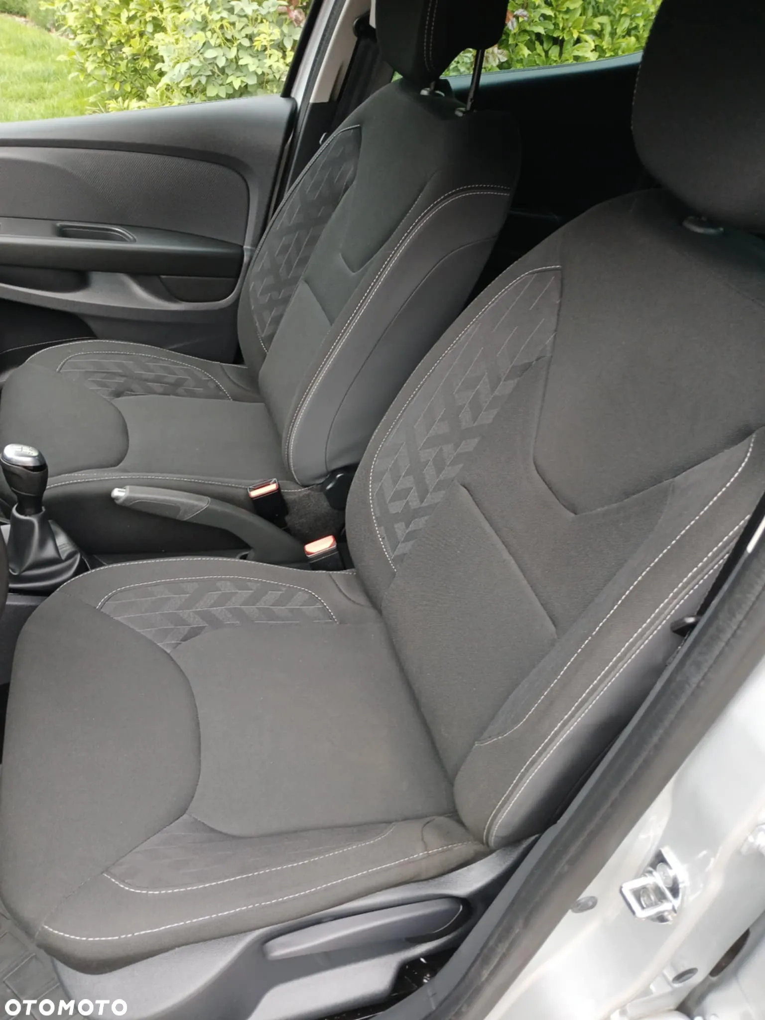 Renault Clio dCi 90 Limited - 8