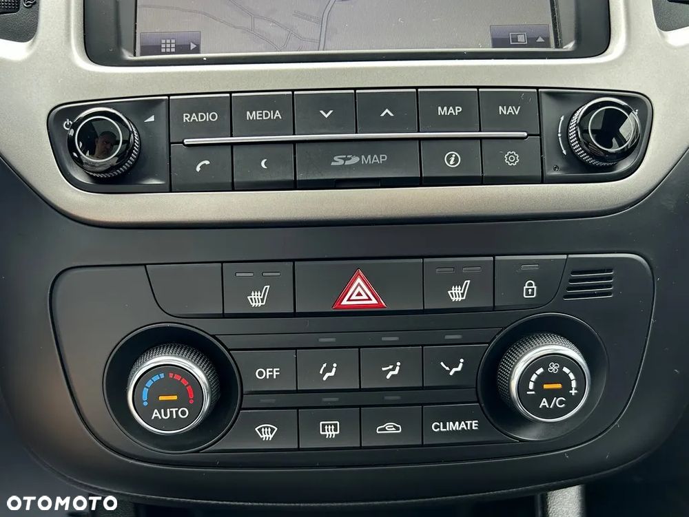 Kia Venga - 32