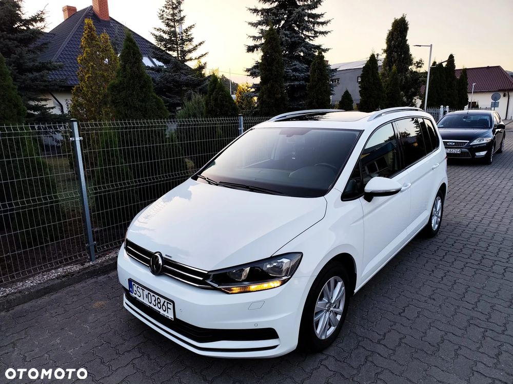 Volkswagen Touran - 5