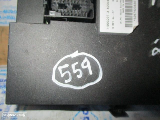 Caixa Fusiveis 8200414829 RENAULT ESPACE 2004 2.2DCI - 2