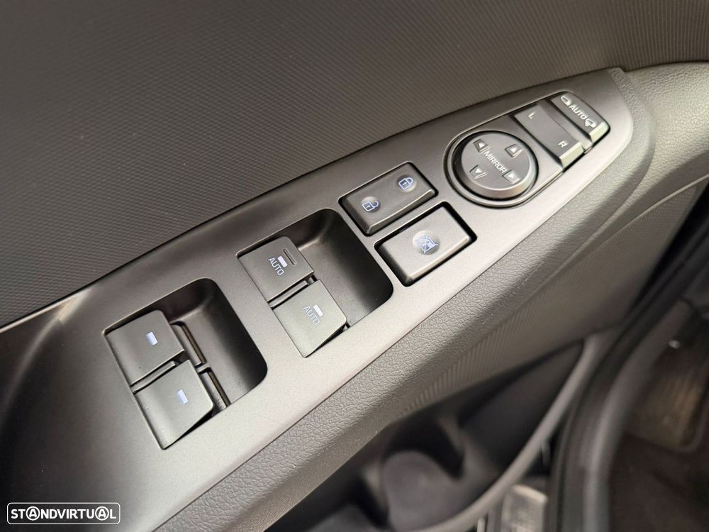 Hyundai Ioniq 1.6 GDI HEV Pack Plus - 19