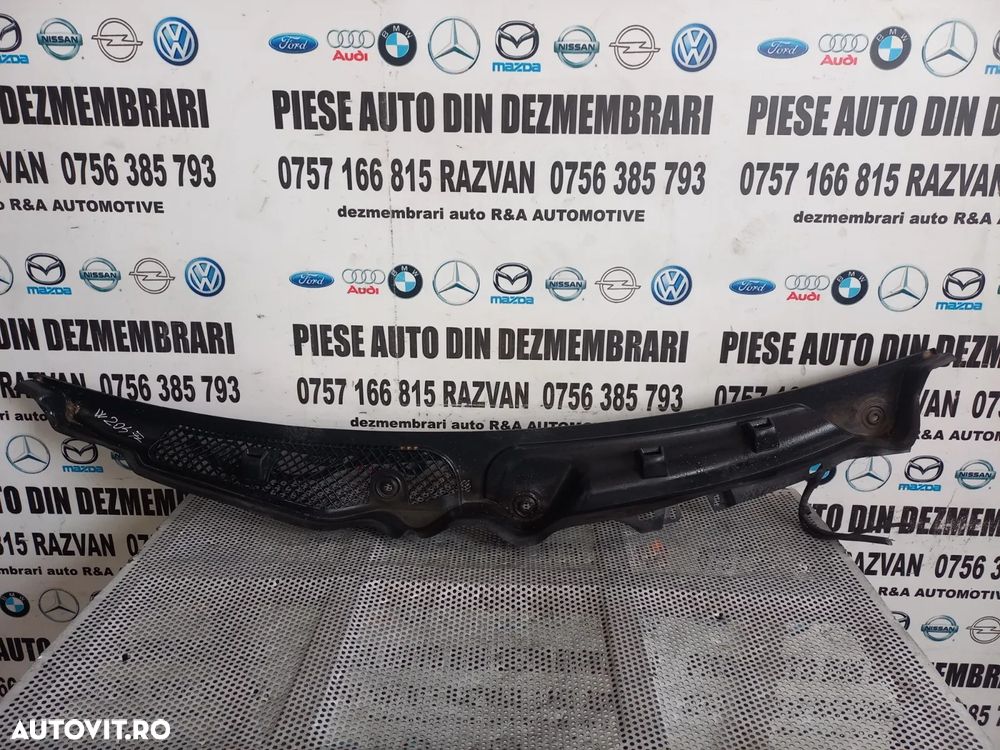 Grila Stergatoare Mercedes C Class W204 Volan Stanga Europa An 2007-2008-2009-2010-2011-2012-2013-2 - 1