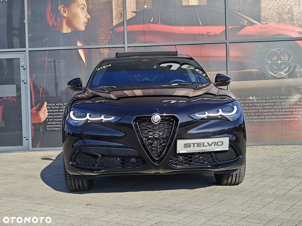 Alfa Romeo Stelvio - 9