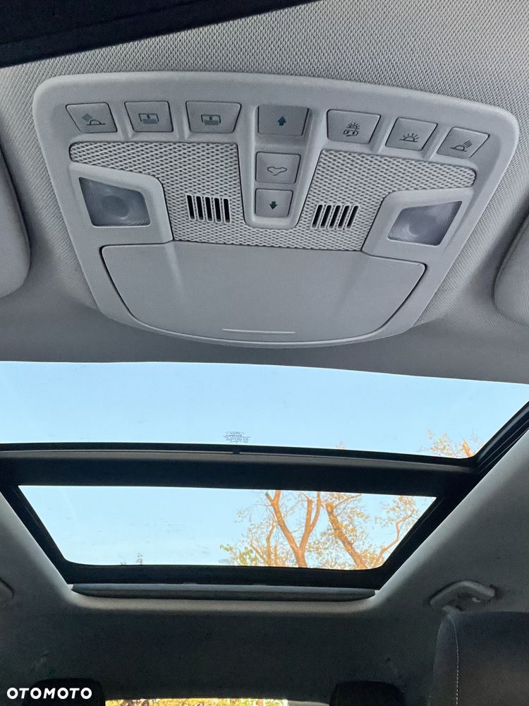 Ford Mondeo 2.0 TDCi Titanium PowerShift - 29