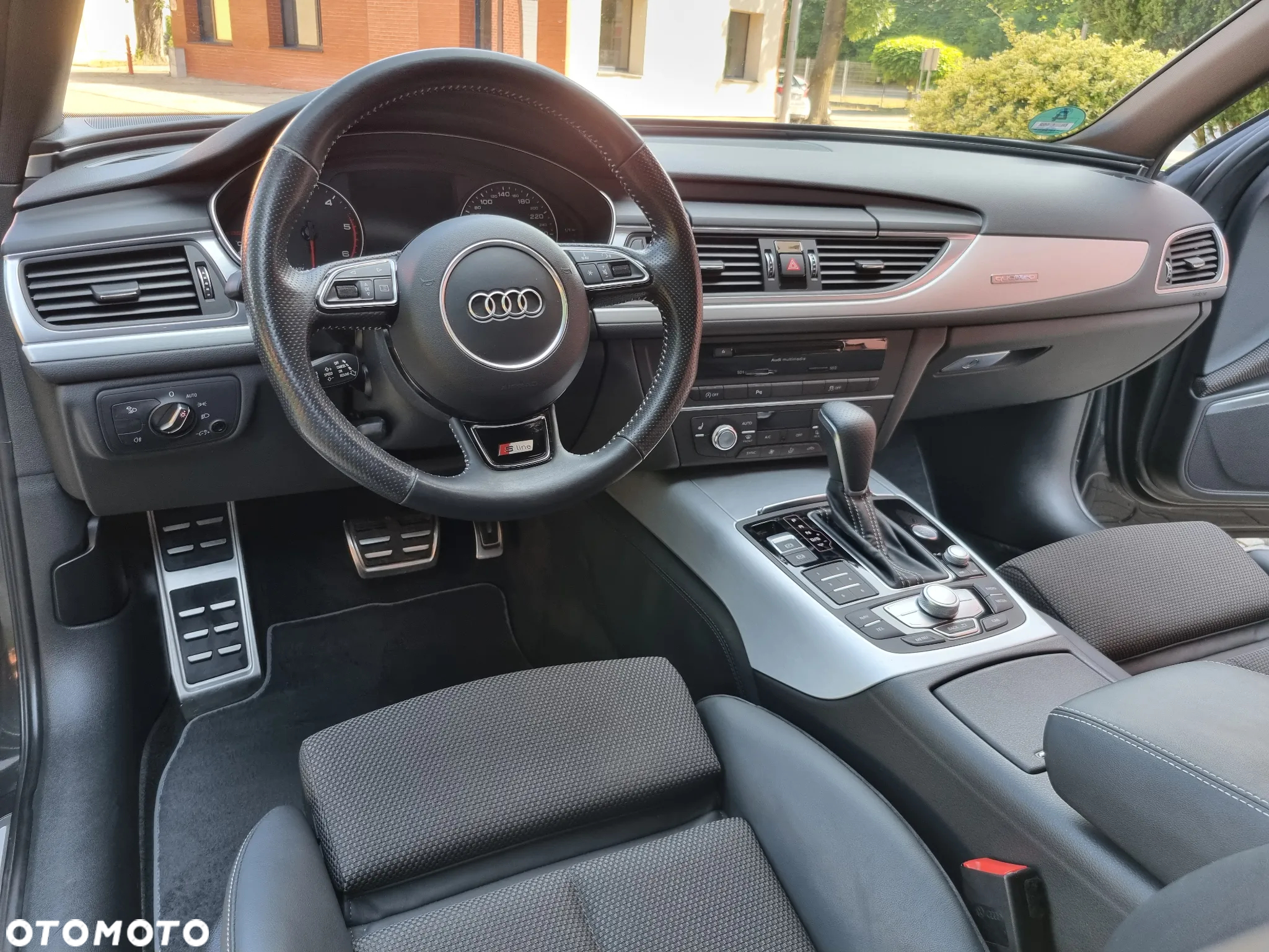 Audi A6 Avant 3.0 TDI quattro S tronic - 30