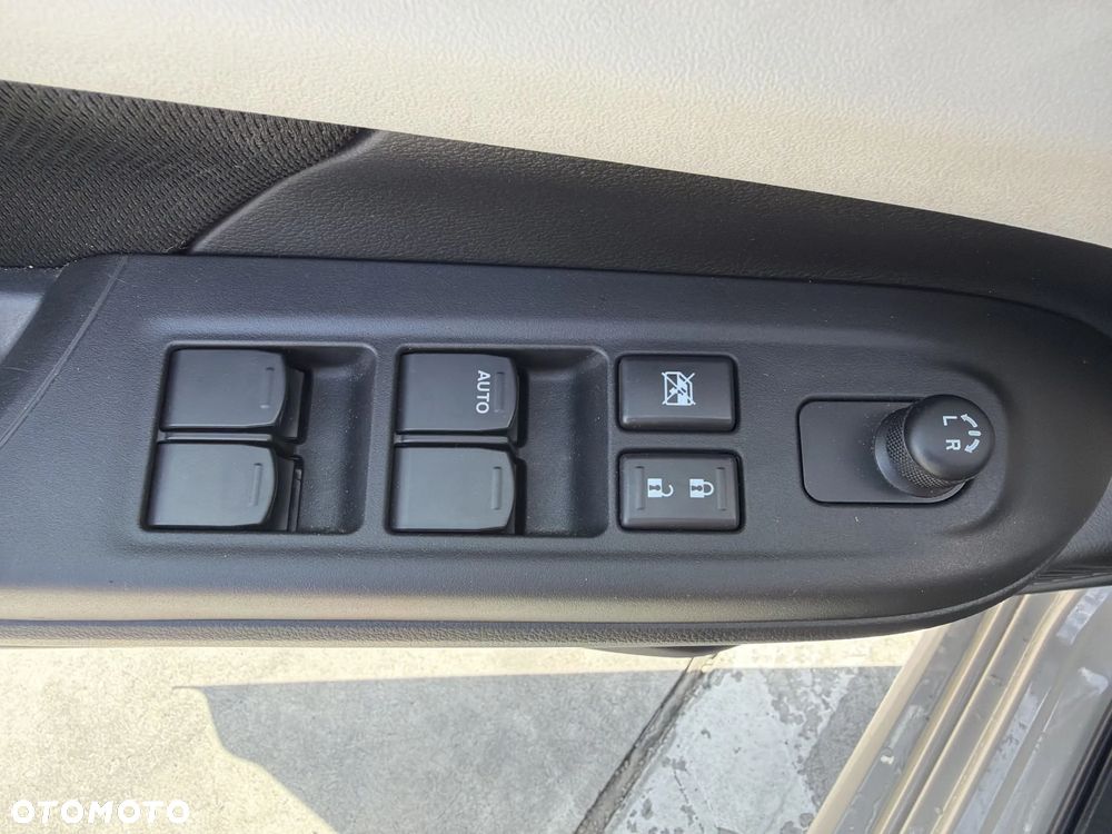Suzuki Swift 1.2 Dualjet SHVS Premium Plus - 23