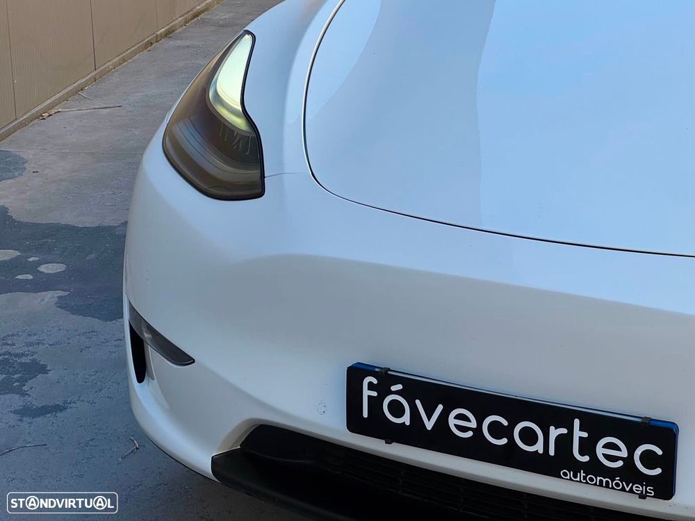 Tesla Model Y Long Range Dual Motor AWD - 3