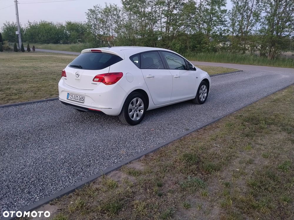Opel Astra 1.4 T Cosmo - 15