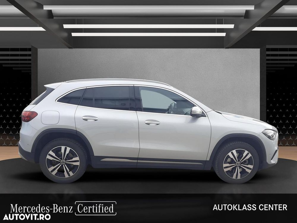 Mercedes-Benz GLA 250 e - 8