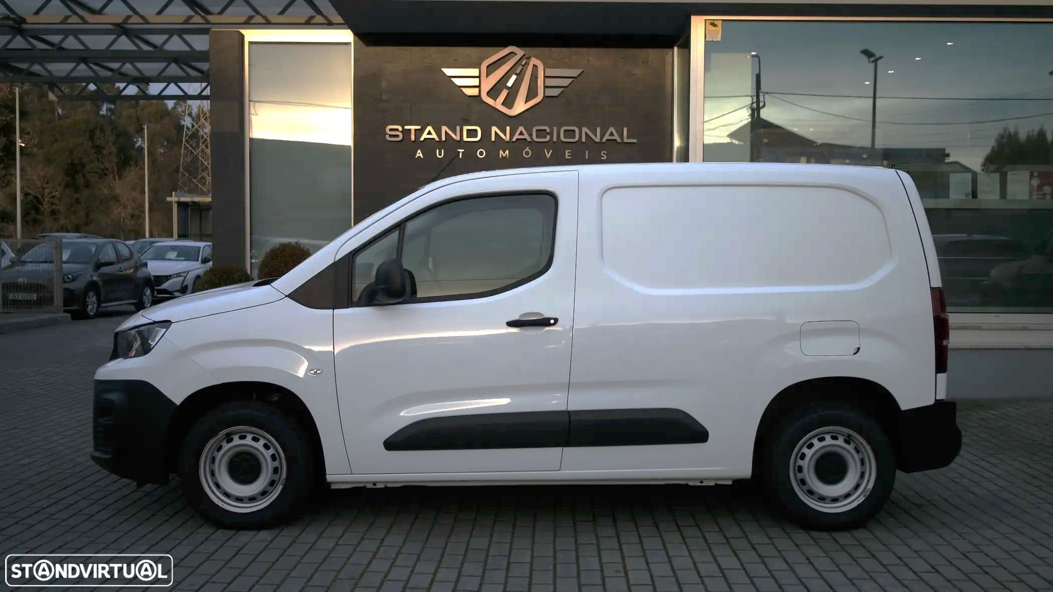 Peugeot Partner 1.5 BlueHDi Pro Standard - 2
