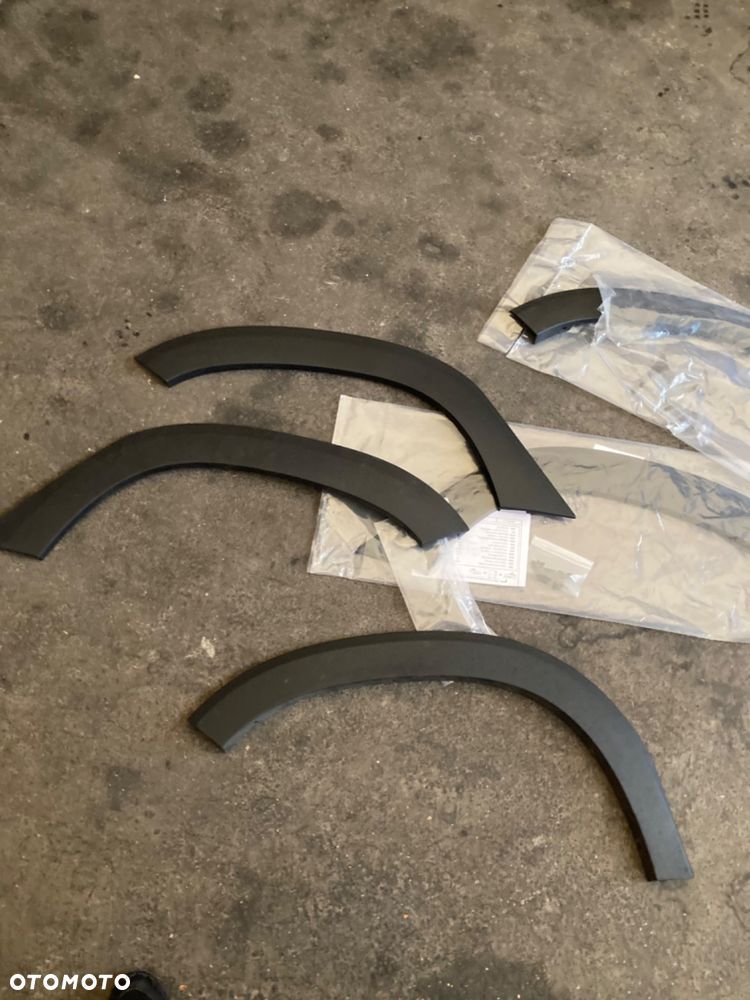 DACIA DUSTER 2 II NOWA ! ORYGINALNA NAKŁADKA NA BŁOTNIK LISTWA BŁOTNIKA PRZEDNIA LUB TYLNA HOKEJ POSZERZENIE PRZÓD LUB TYŁ Wwa - 3