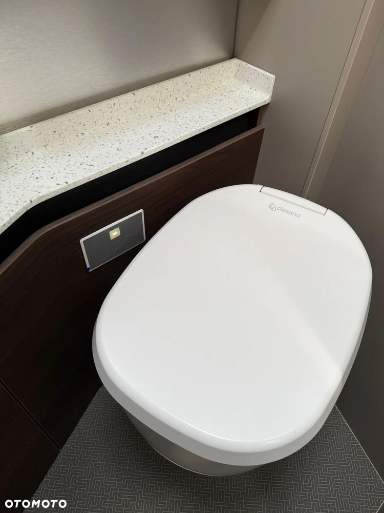 Adria Supersonic 890 LC - 18