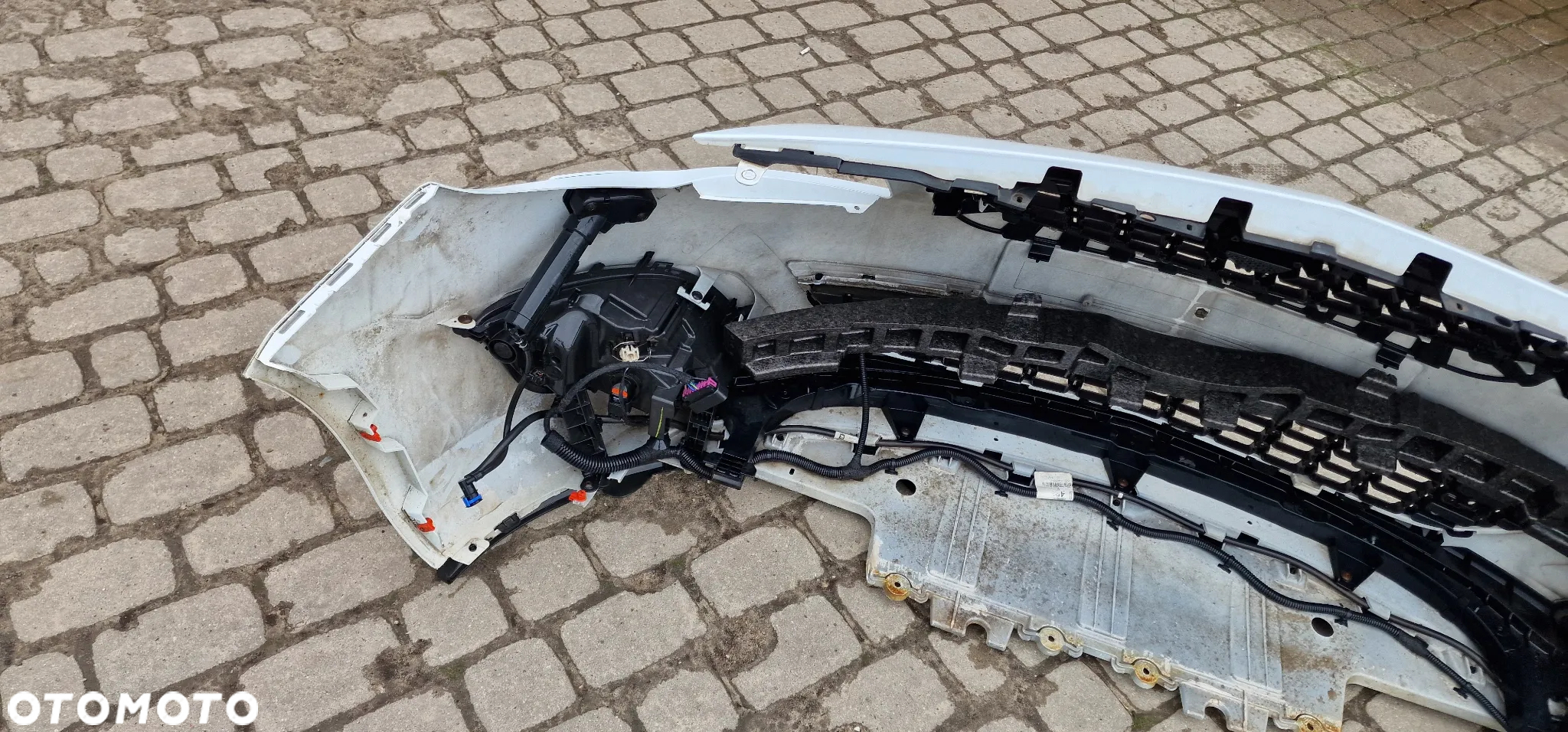 Zderzak PRZÓD kompletny OPEL Astra IV J Spryskiwacze Y40R - 7