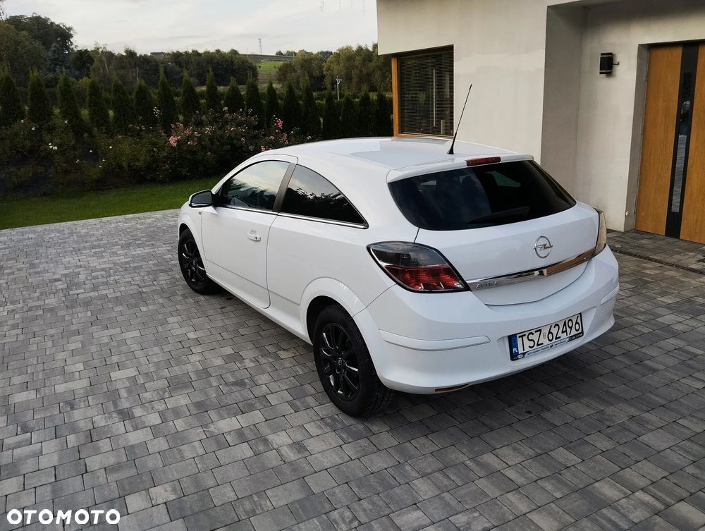 Opel Astra III GTC 1.6 Sport - 3