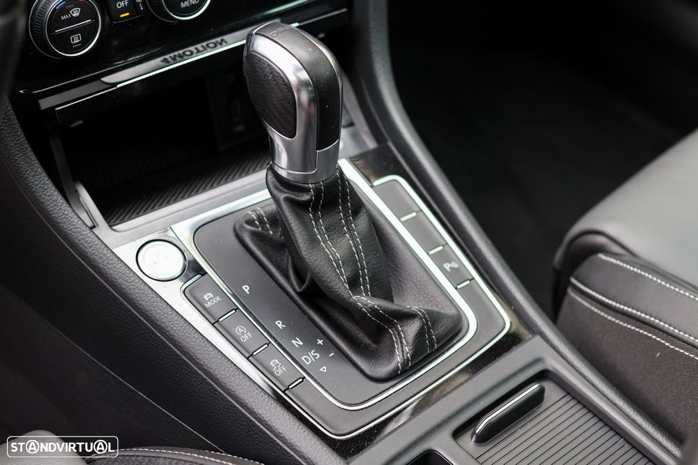 VW Golf 2.0 TSI R DSG - 12