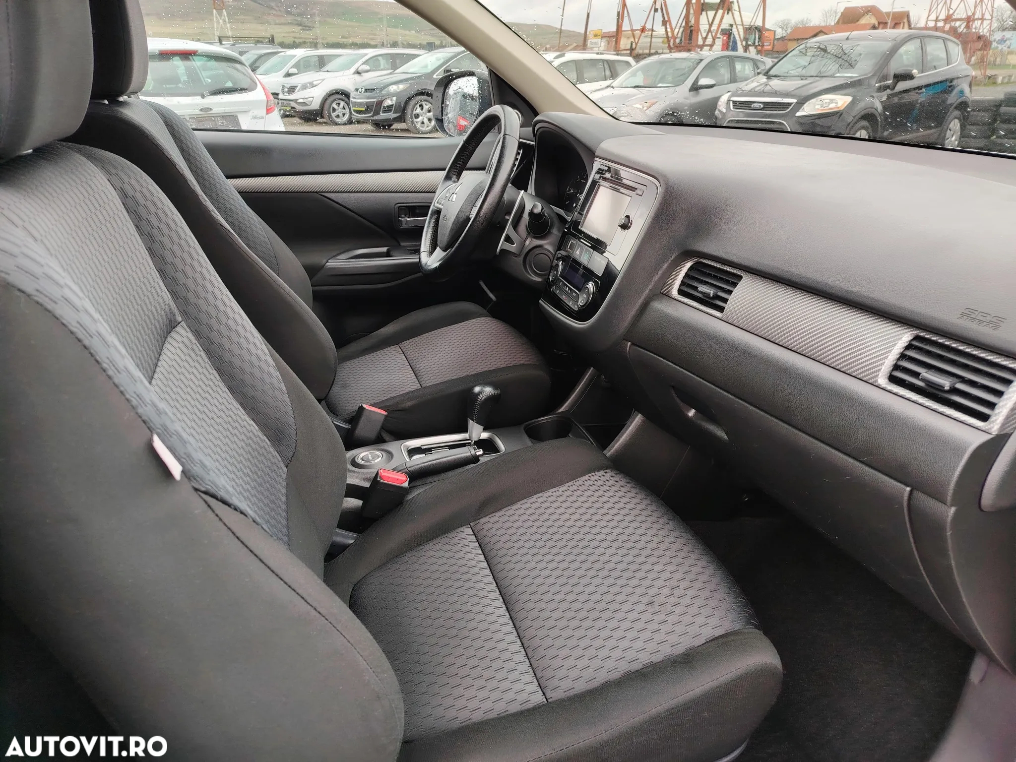 Mitsubishi Outlander 2.2 DI-D 4WD Automatik Intense - 7