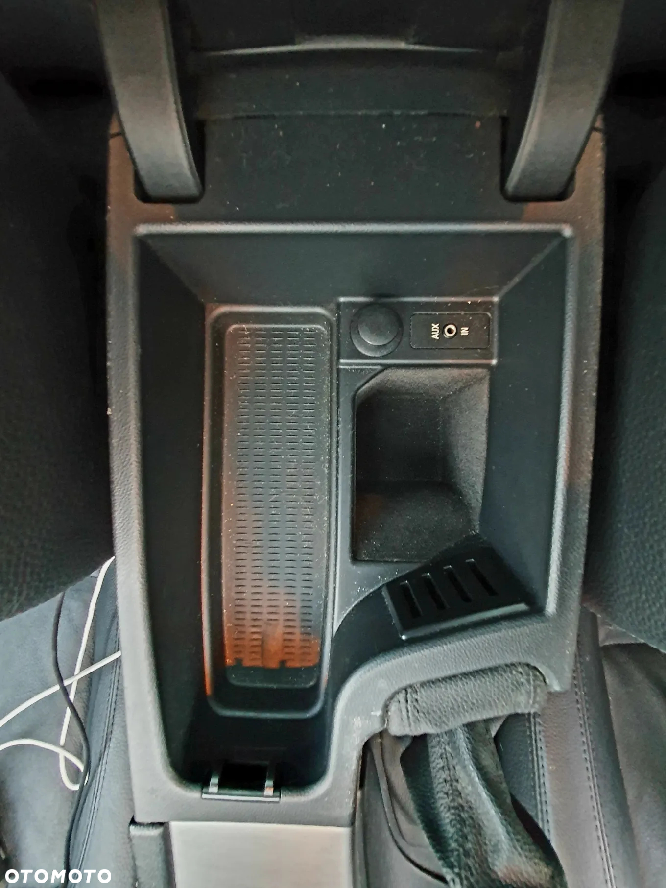 BMW Seria 3 318i - 30