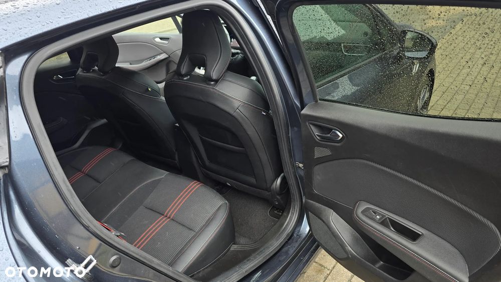 Renault Clio - 16