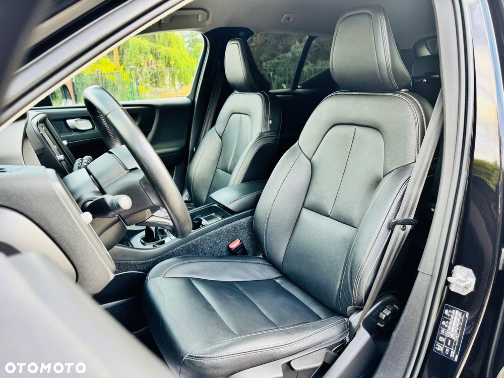 Volvo XC 40 D3 Momentum Pro - 29