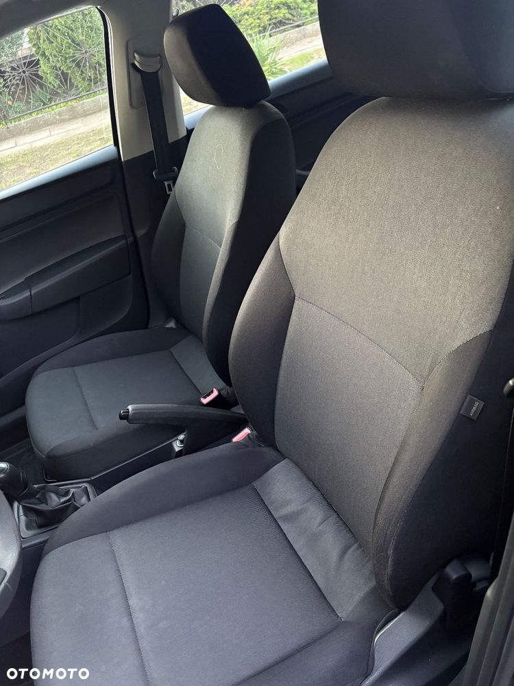 Skoda RAPID Spb 1.6 TDI DPF Ambition - 3