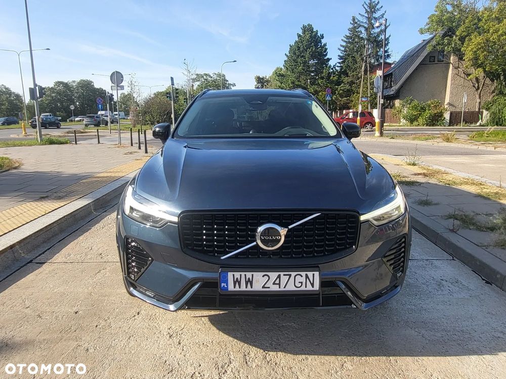 Volvo XC 60 B4 D Ultimate Dark - 2