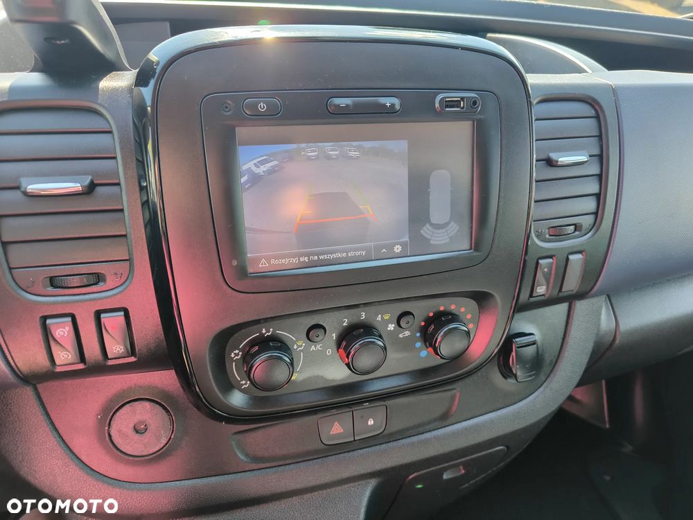 Opel Vivaro - 23