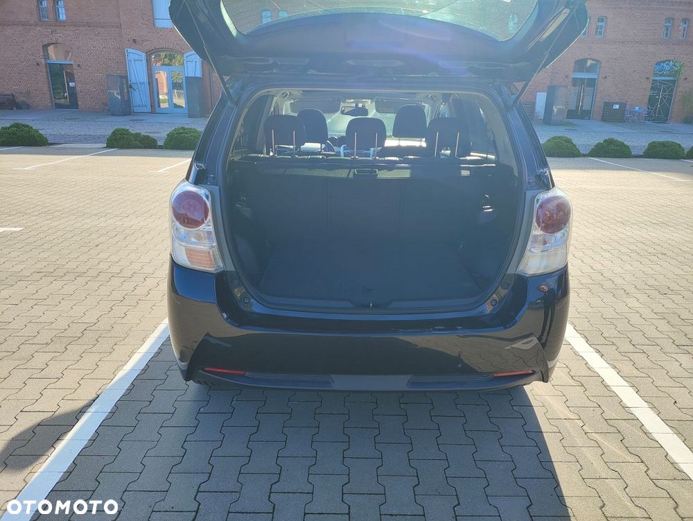 Toyota Verso 1.6 D-4D 5-Sitzer Start/Stop Skyview Edition - 9