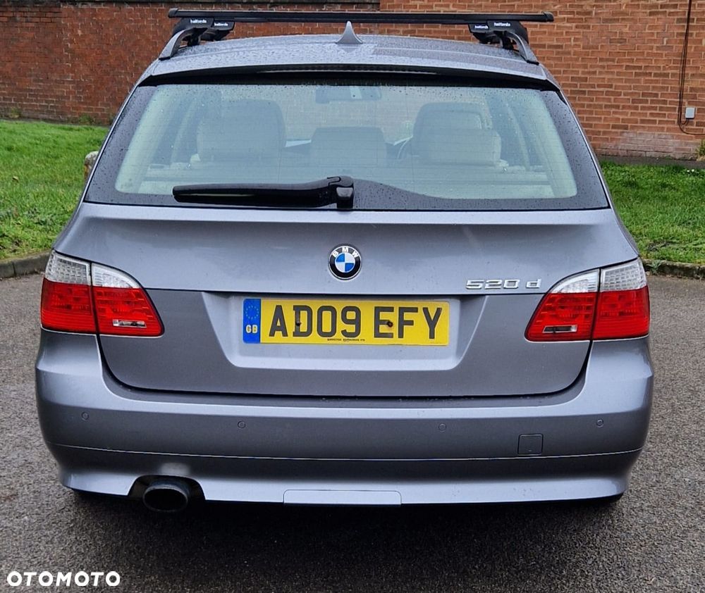 BMW Seria 5 2009 photo 4