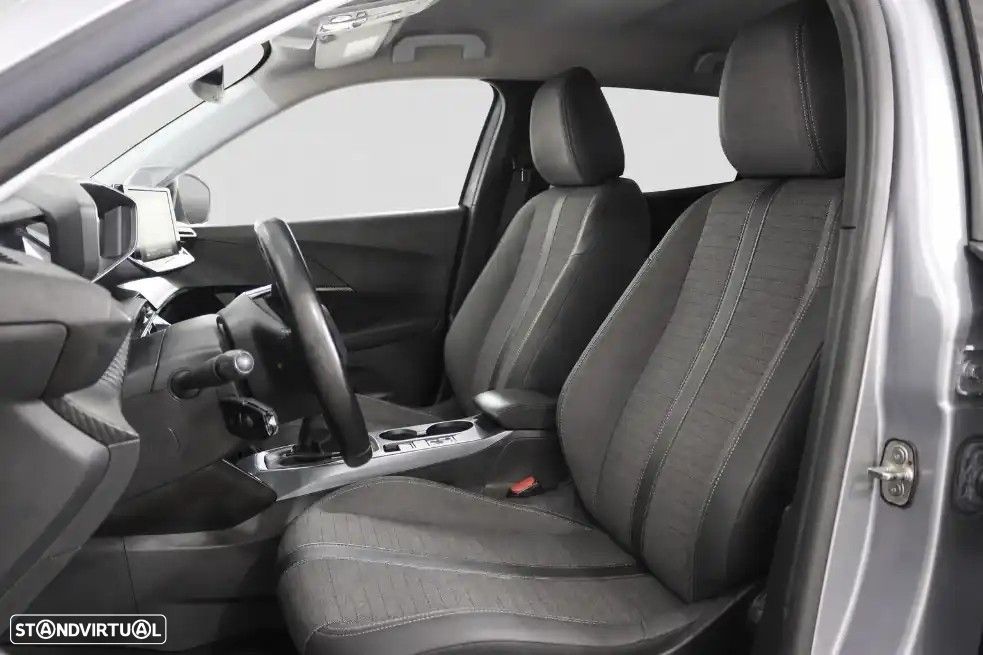 Peugeot 2008 1.2 PureTech Allure - 14