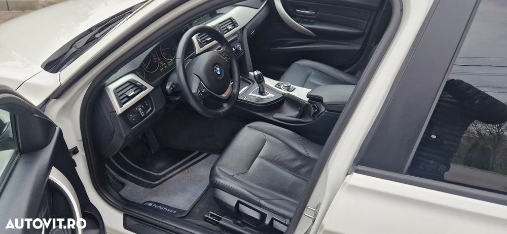 BMW Seria 3 320d DPF Aut. Edition Exclusive - 14