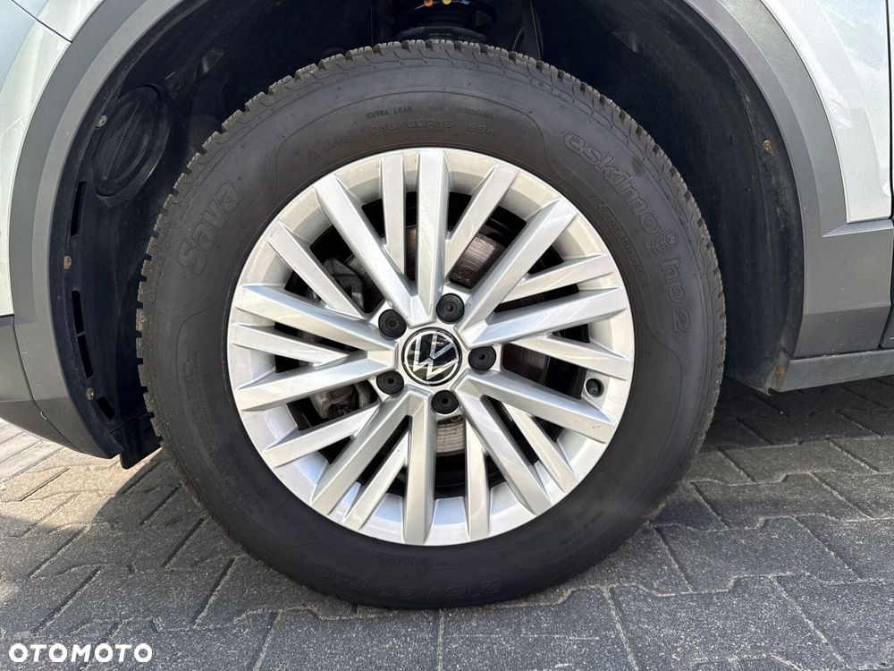 Volkswagen T-Roc - 19