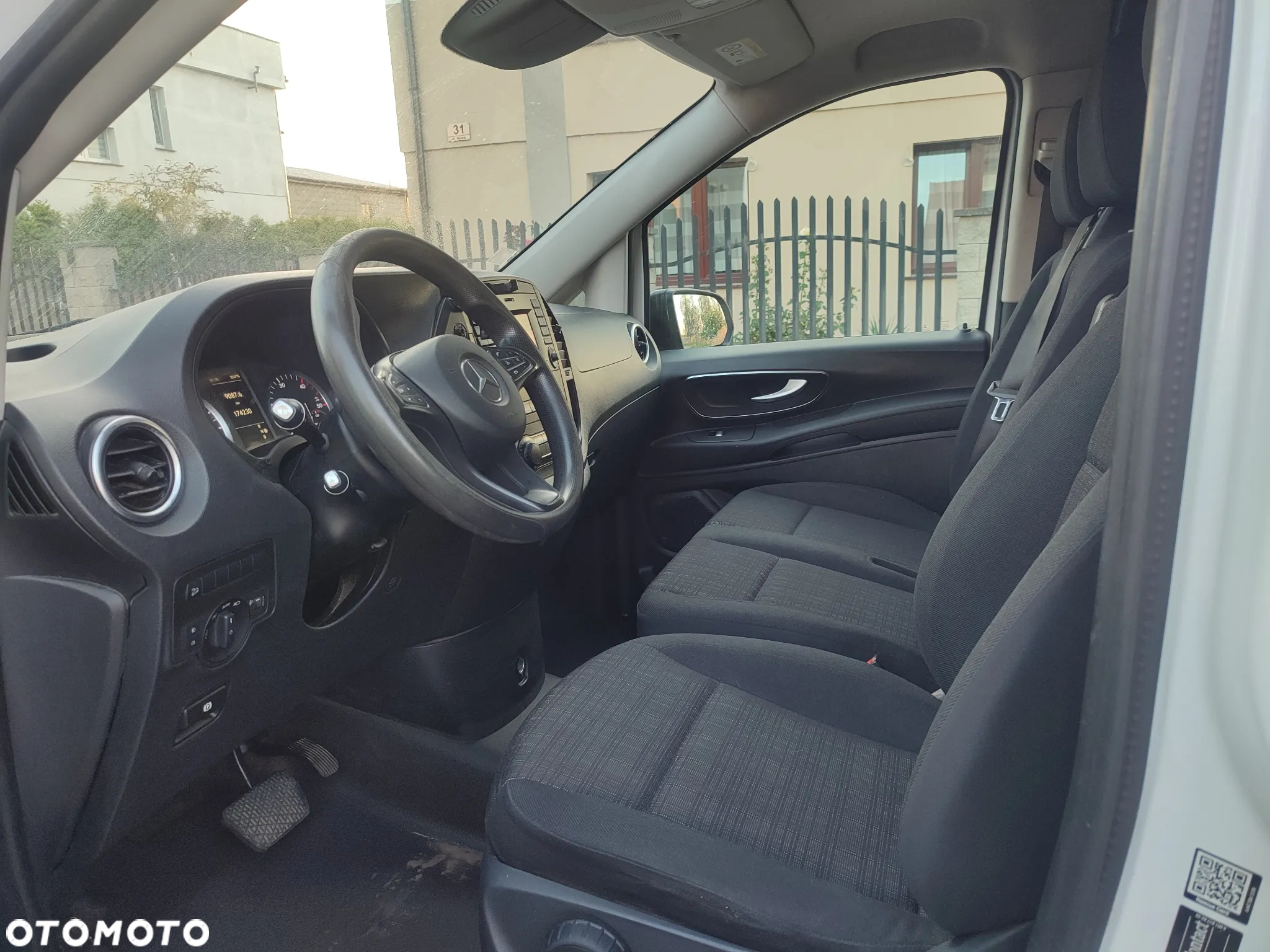 Mercedes-Benz Vito 119cdi 4x4 Automat - 23